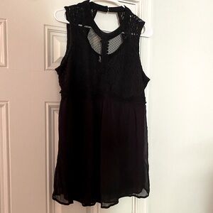 Maurice’s Tank Top XL